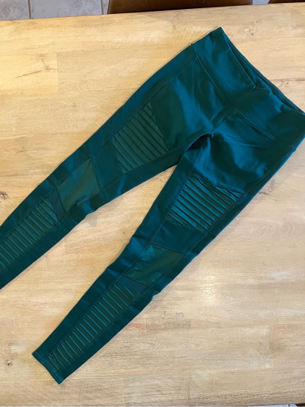 ALO Yoga High-Waist Moto Leggings - Forest Green (Rare)